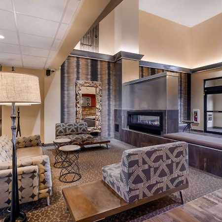 Comfort Suites Burlington Exteriör bild