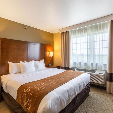 Comfort Suites Burlington Exteriör bild
