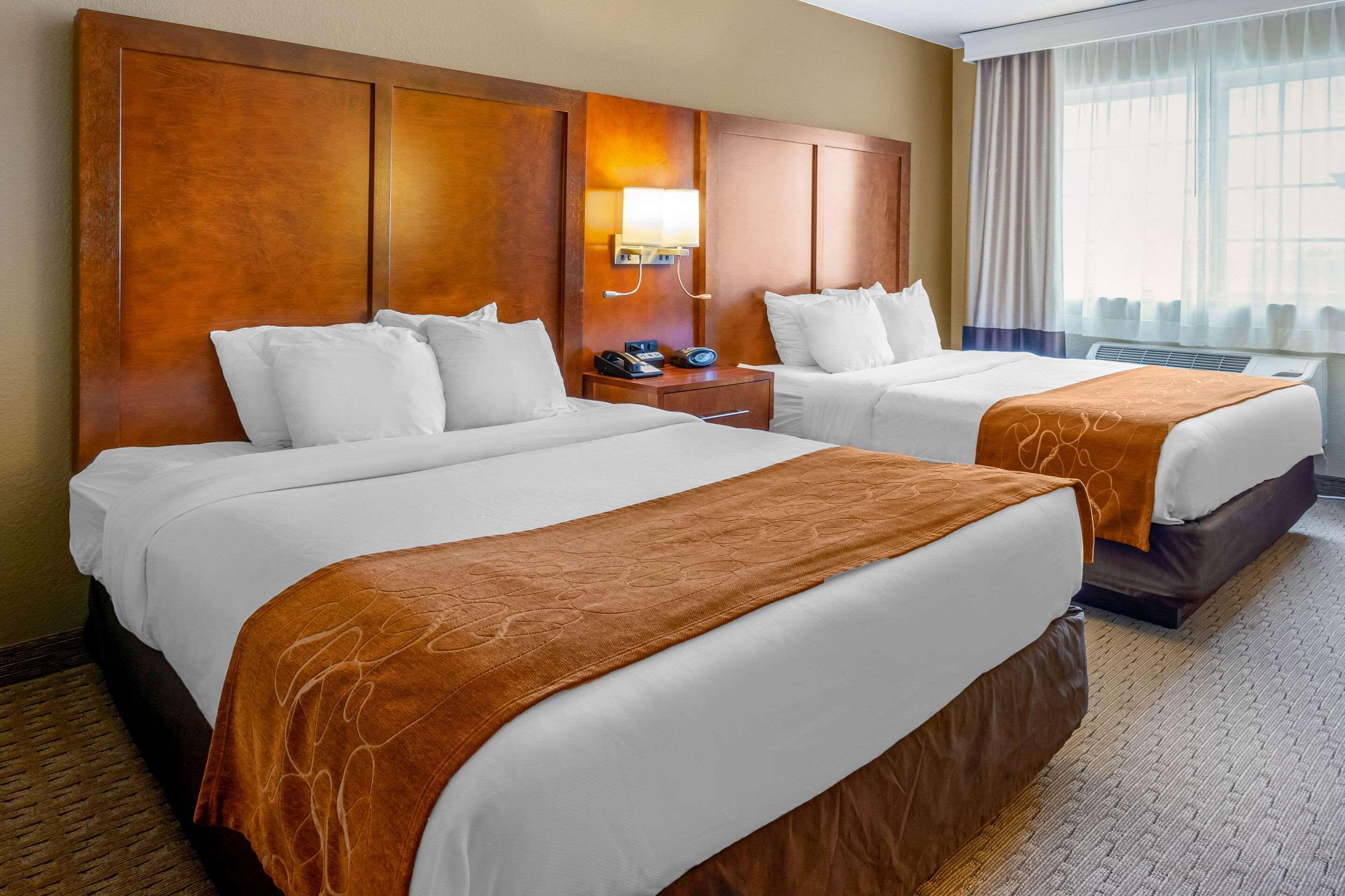 Comfort Suites Burlington Exteriör bild