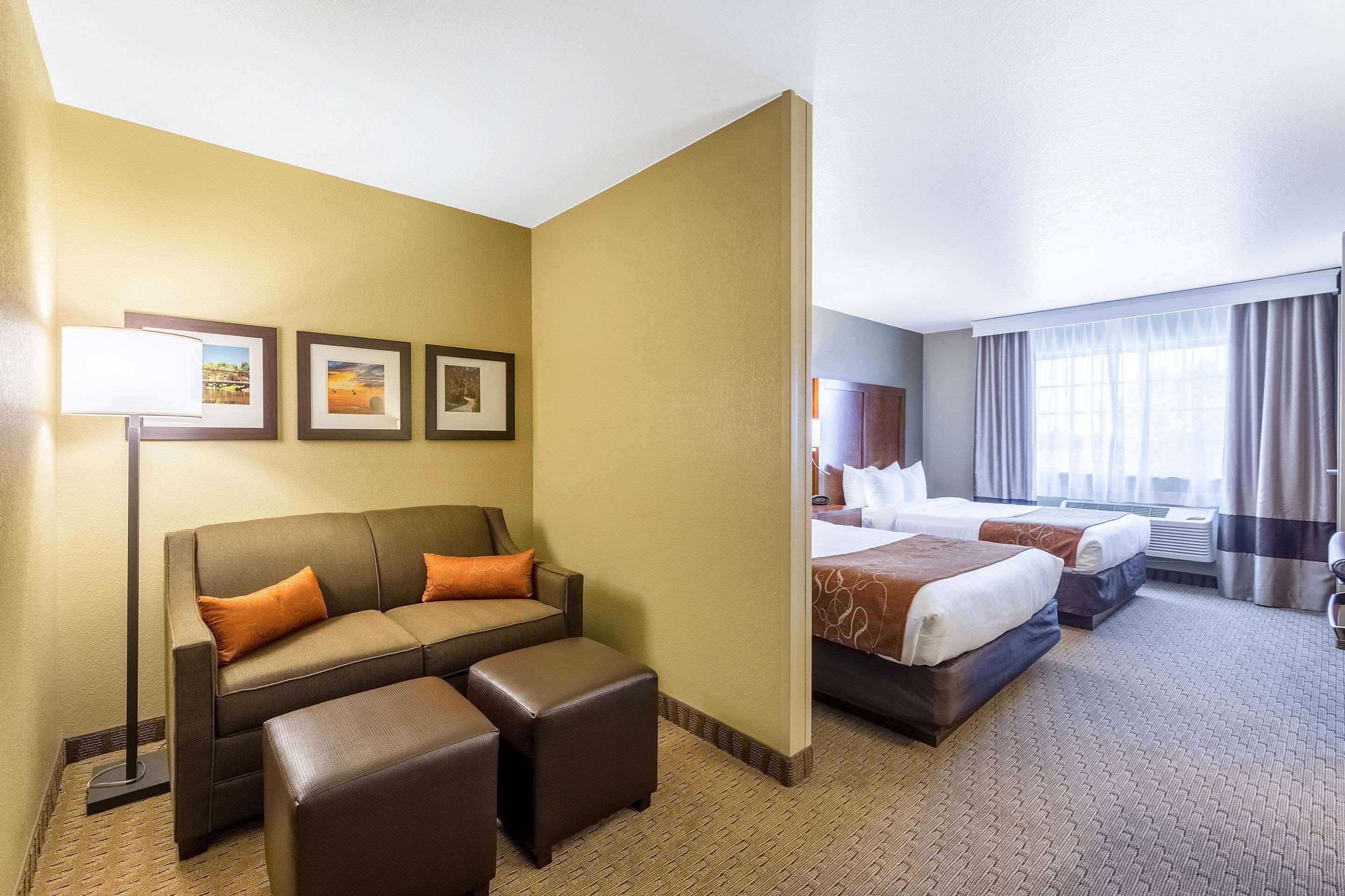 Comfort Suites Burlington Exteriör bild