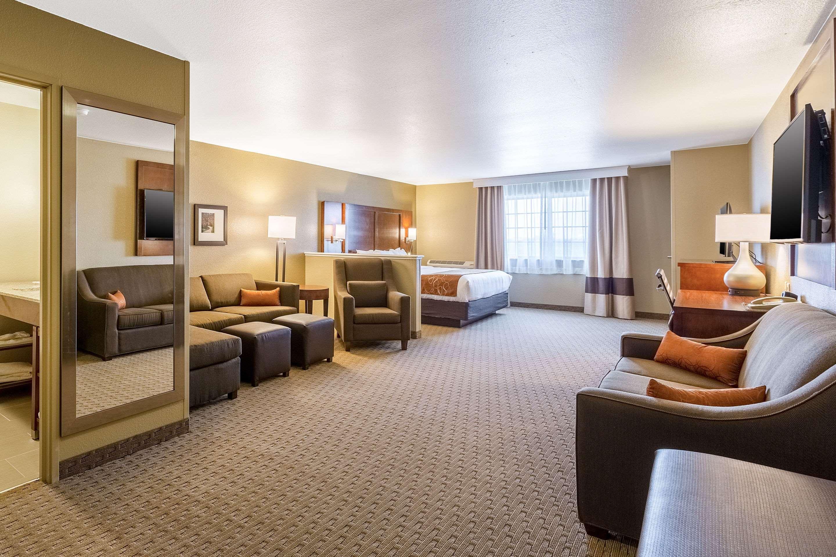 Comfort Suites Burlington Exteriör bild