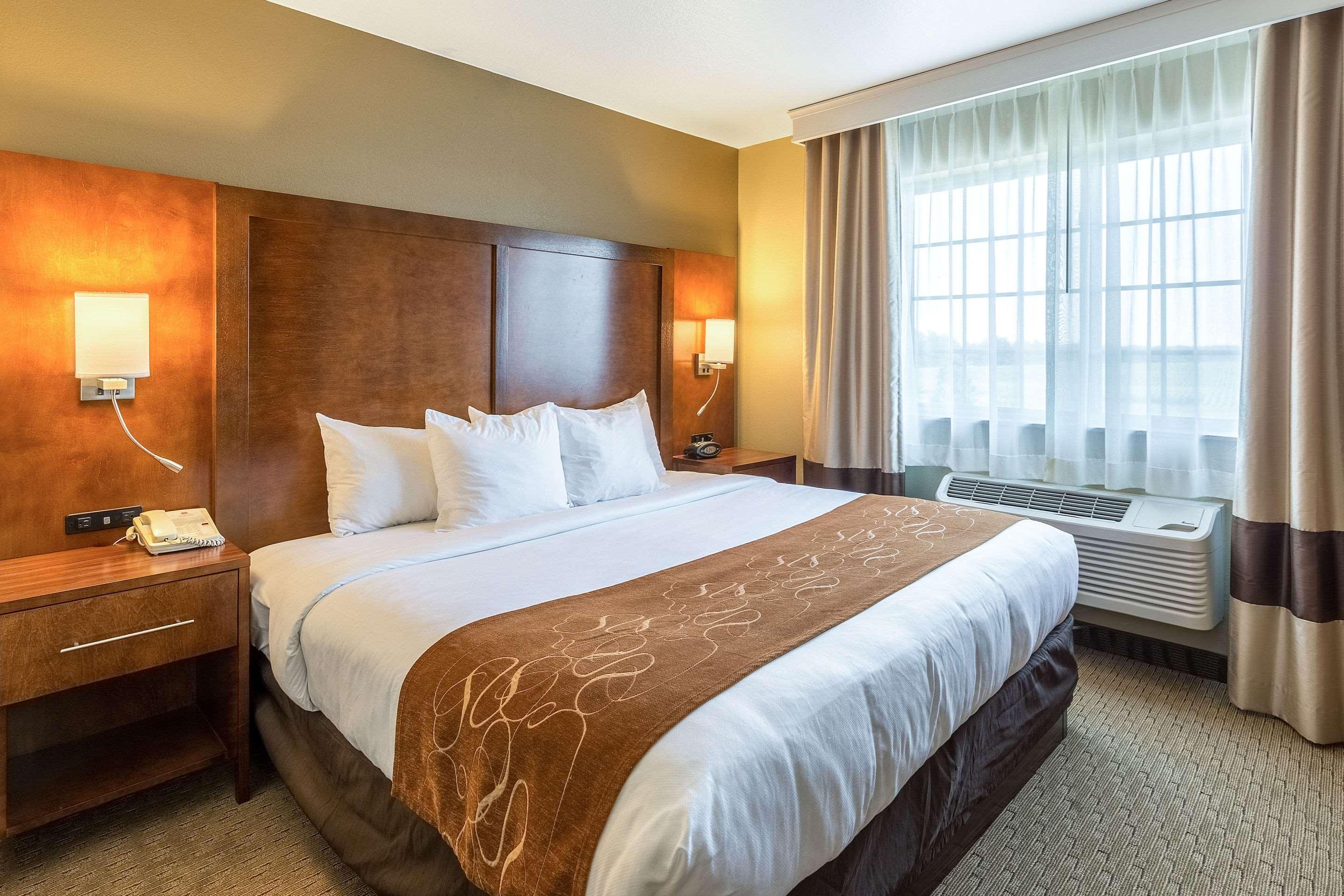 Comfort Suites Burlington Exteriör bild