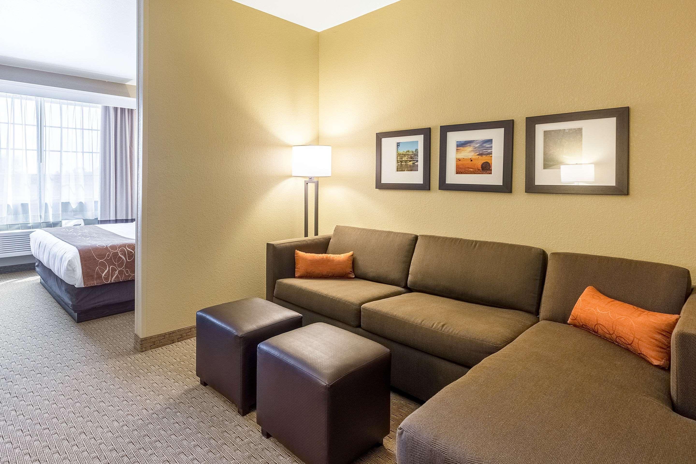 Comfort Suites Burlington Exteriör bild