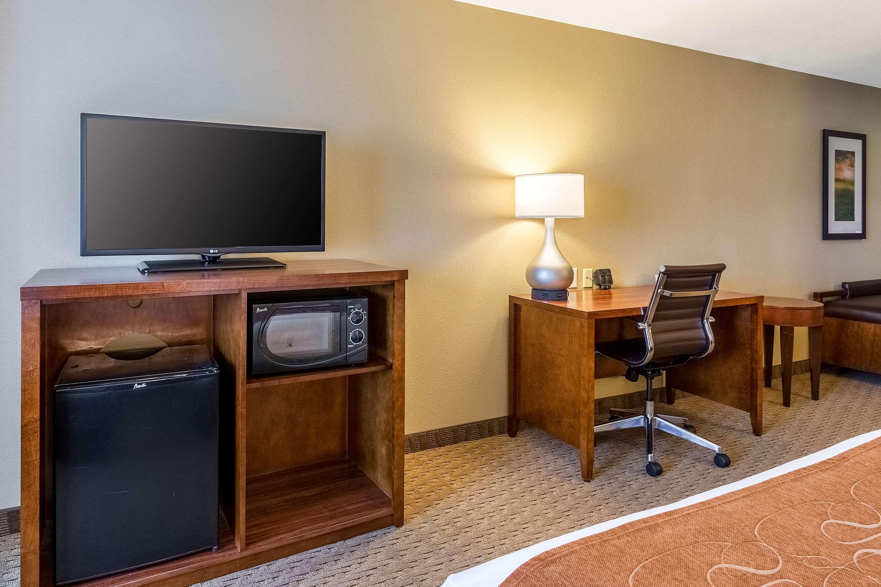 Comfort Suites Burlington Exteriör bild